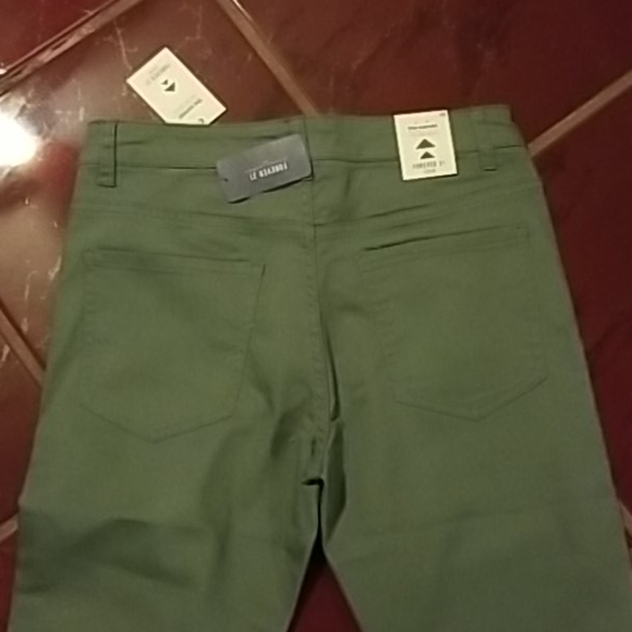 NEW - Forever 21 Skinny Jean - Picture 4 of 5